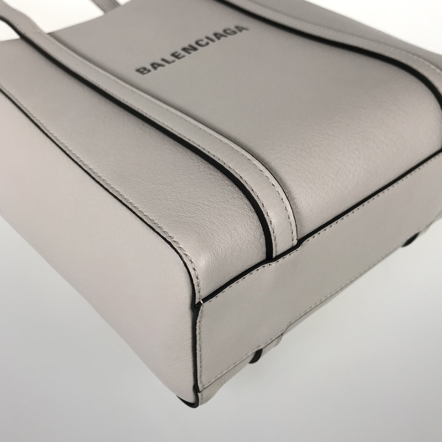 バレンシアガ トートバッグ