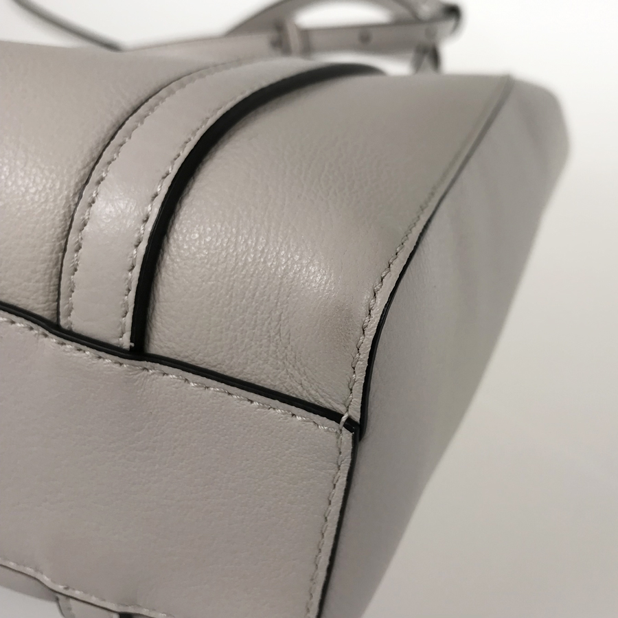 バレンシアガ トートバッグ