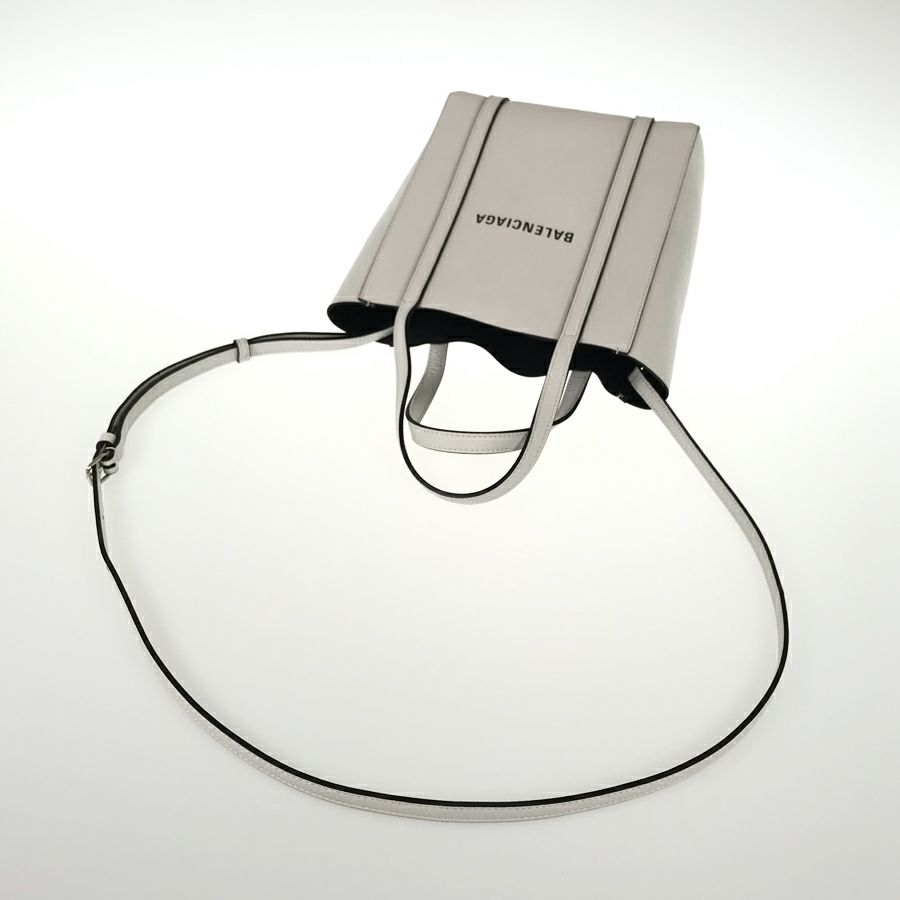 バレンシアガ トートバッグ