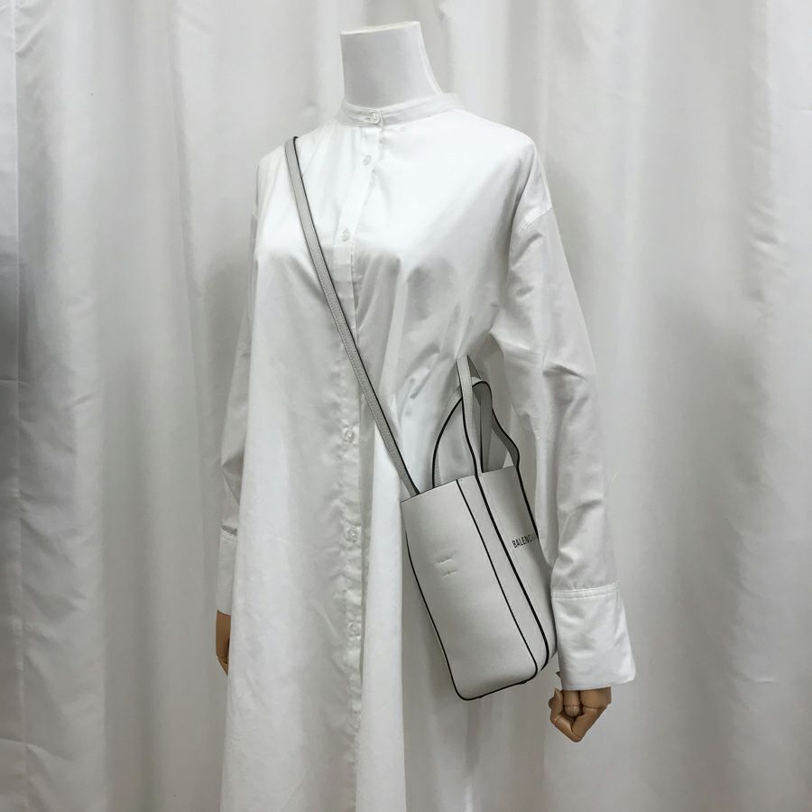 バレンシアガ トートバッグ