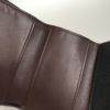 シャネル 三つ折り財布