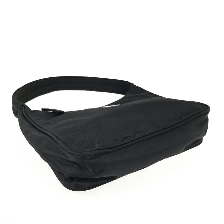 プラダ ハンドバッグ