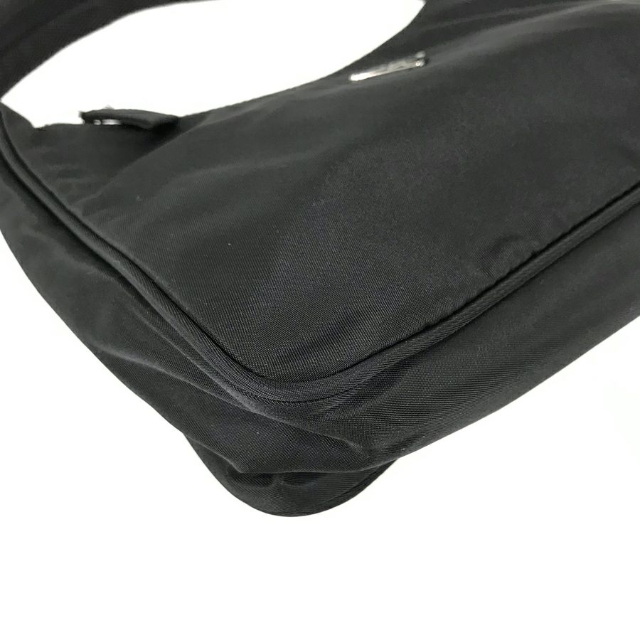 プラダ ハンドバッグ