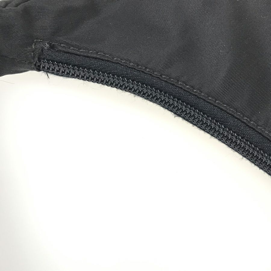 プラダ ハンドバッグ