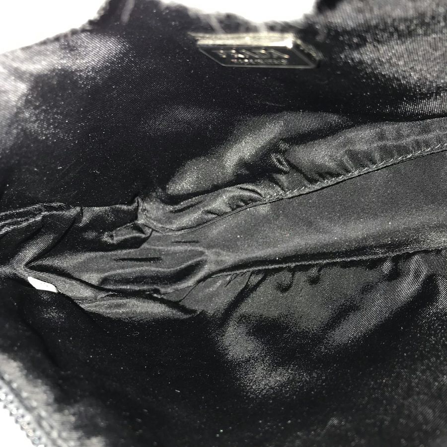 プラダ ハンドバッグ