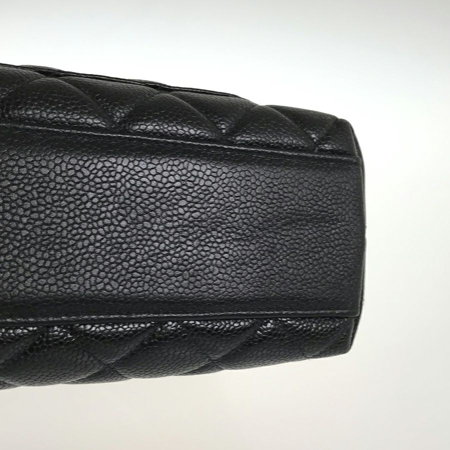 シャネル ハンドバッグ