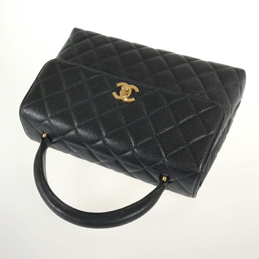 シャネル ハンドバッグ