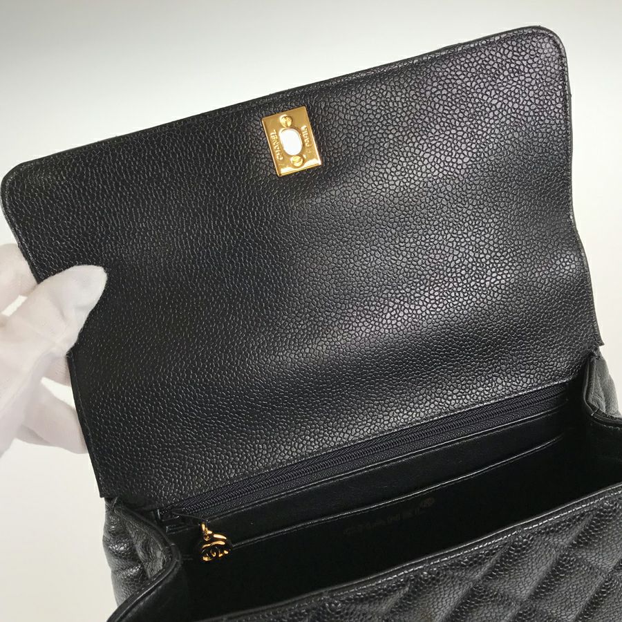 シャネル ハンドバッグ