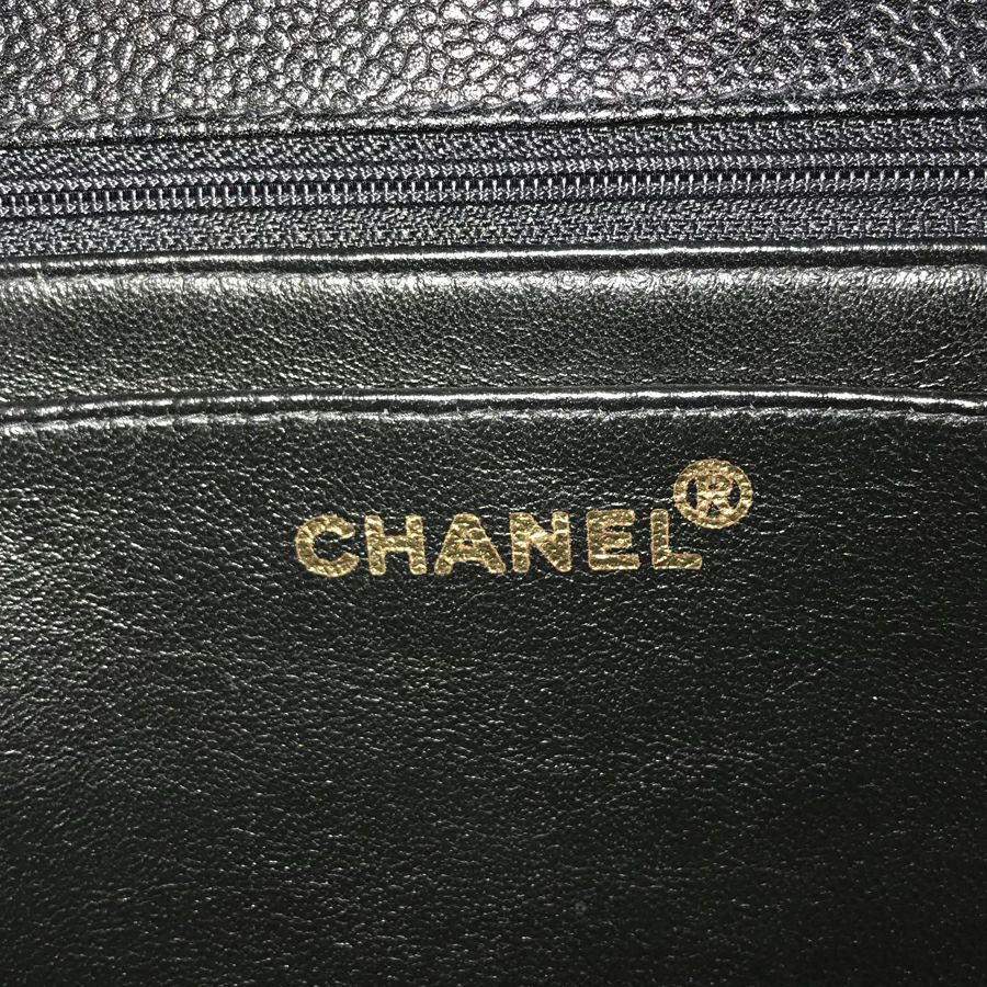 シャネル ハンドバッグ