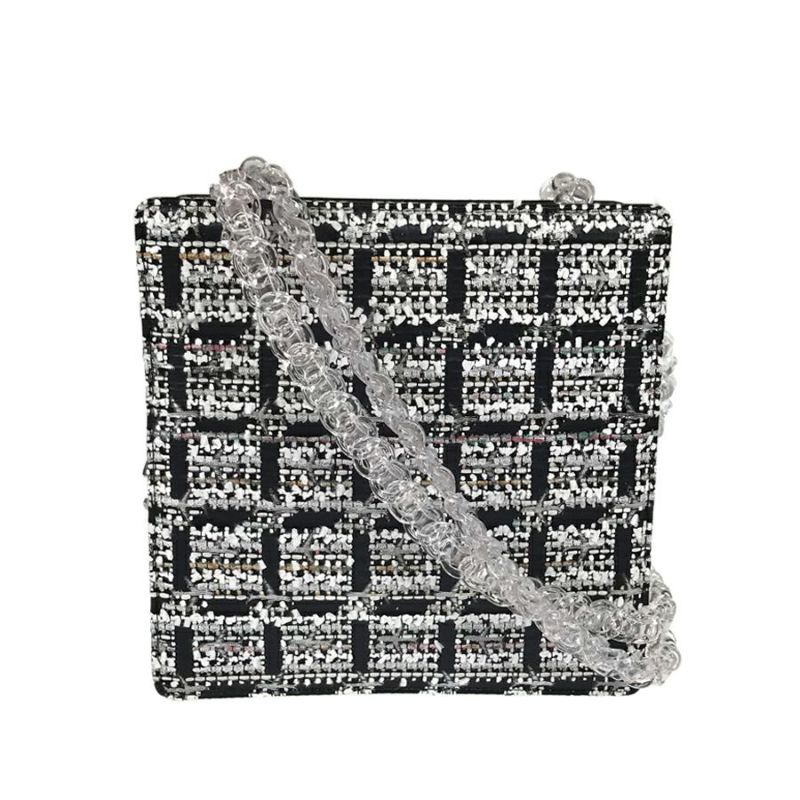 シャネル ショルダーバッグ