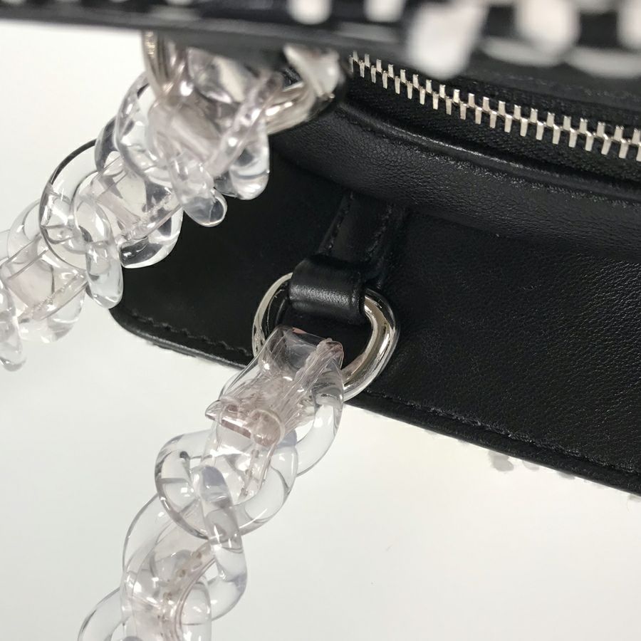 シャネル ショルダーバッグ