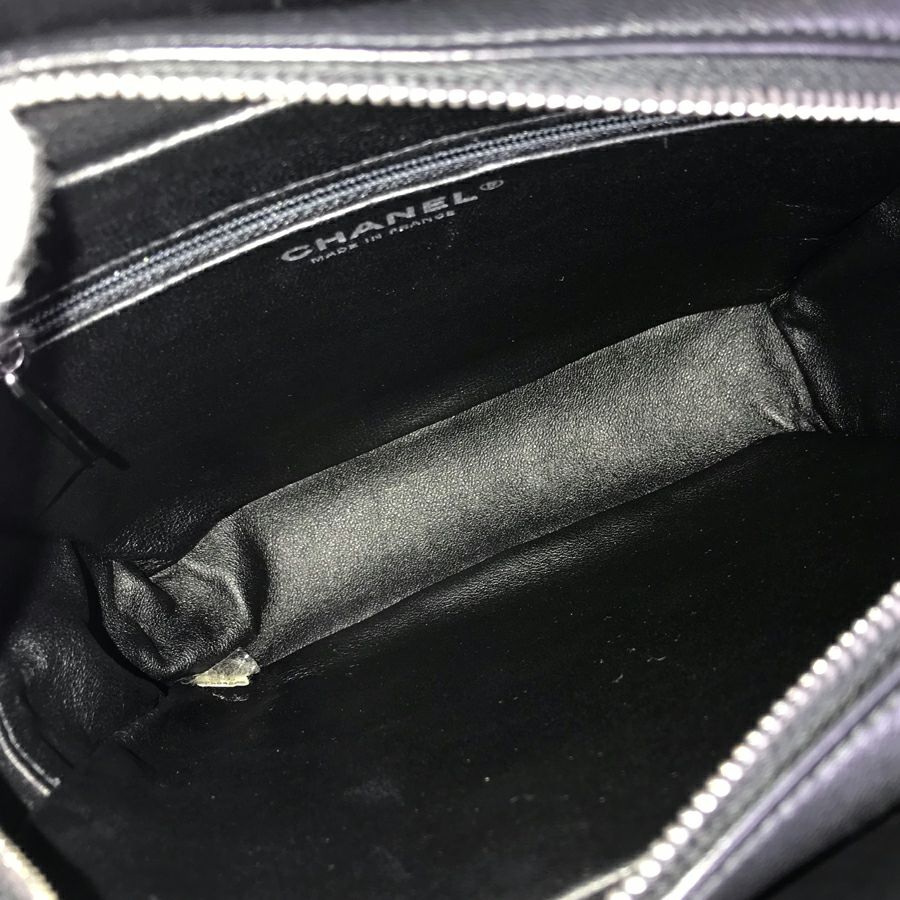 シャネル ショルダーバッグ