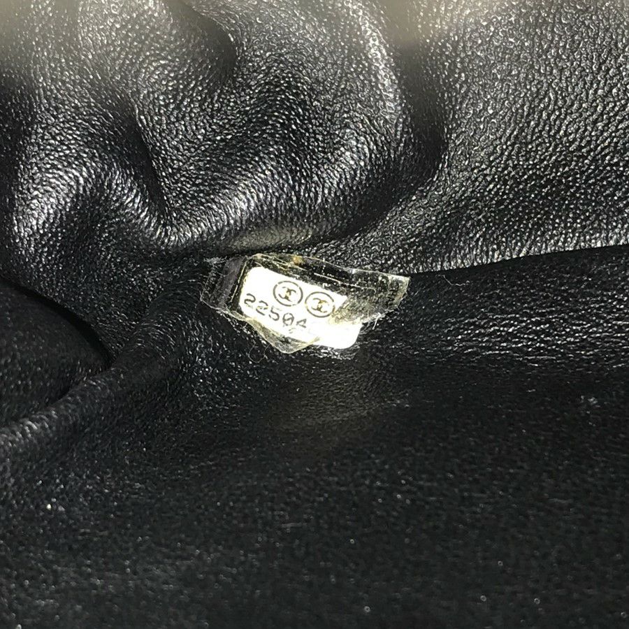 シャネル ショルダーバッグ