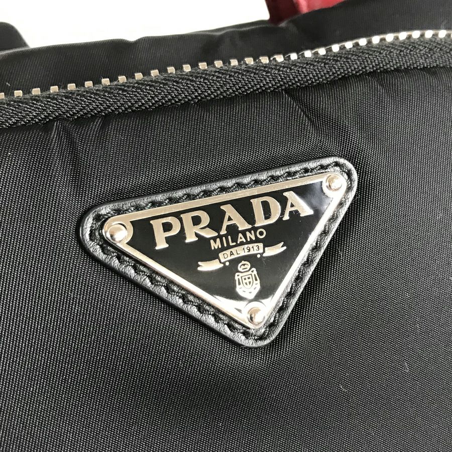 プラダ ハンドバッグ