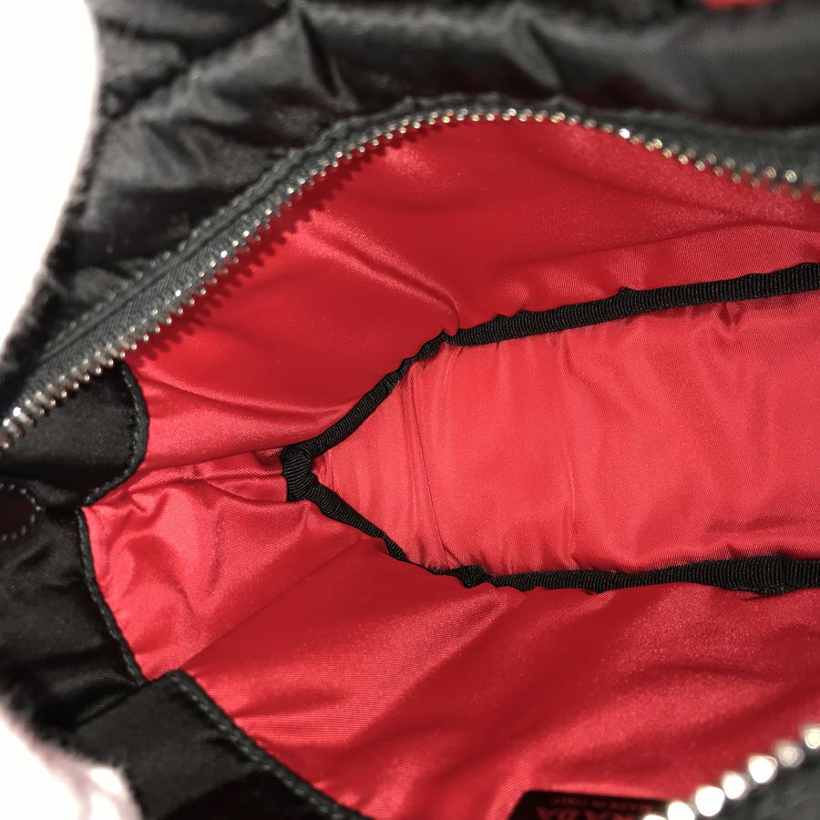 プラダ ハンドバッグ