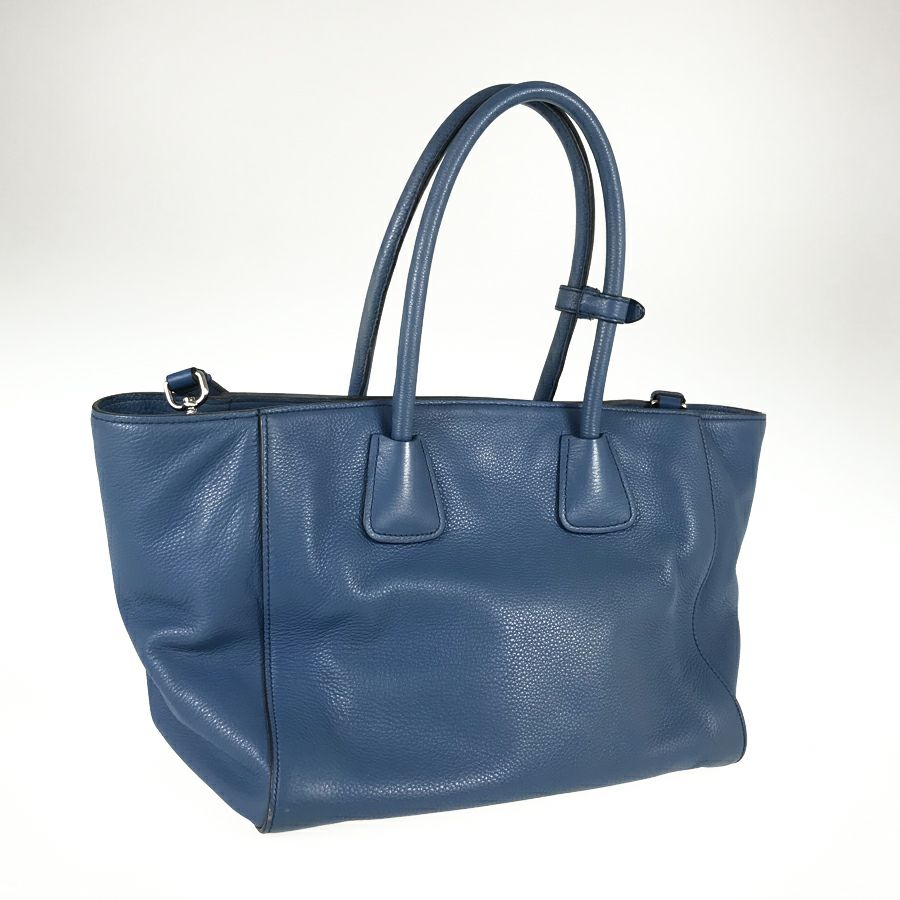 プラダ トートバッグ