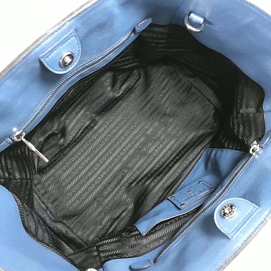 プラダ トートバッグ