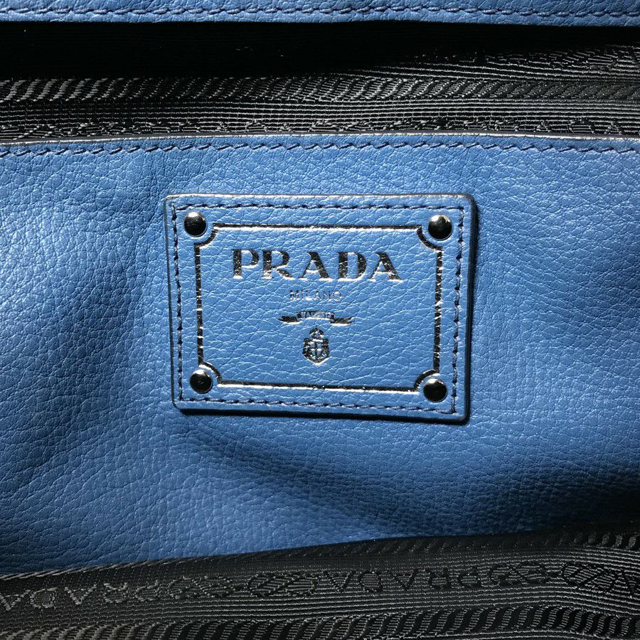 プラダ トートバッグ