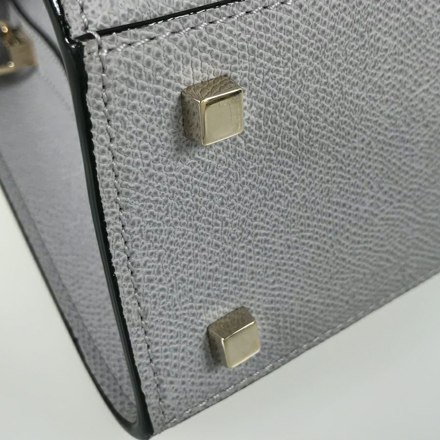 ヴァレクストラ ハンドバッグ