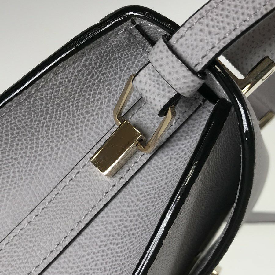 ヴァレクストラ ハンドバッグ