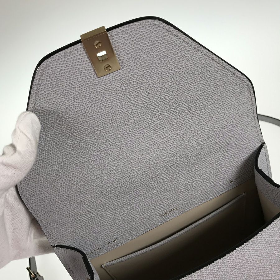 ヴァレクストラ ハンドバッグ