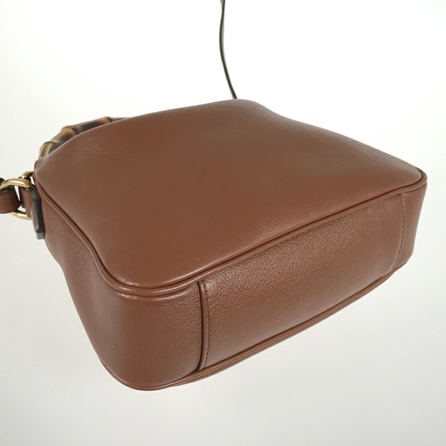 グッチ ショルダーバッグ