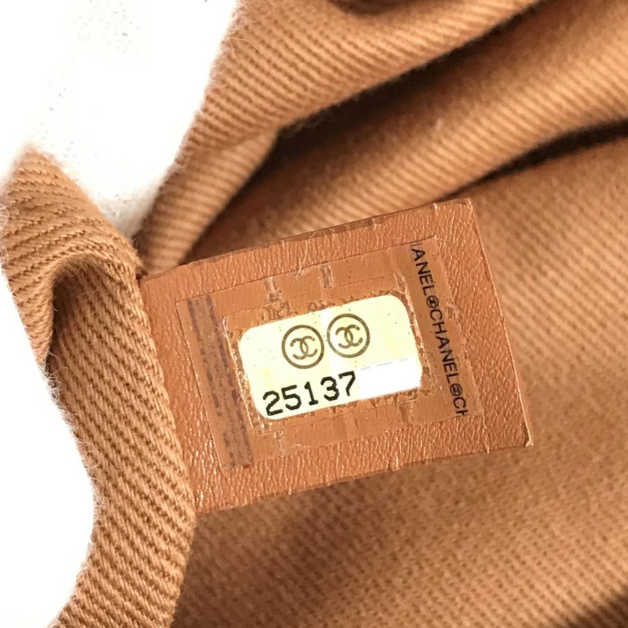 シャネル トートバッグ