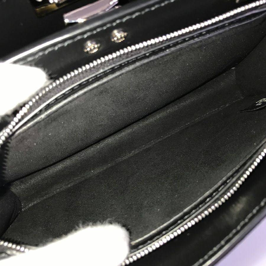 フェンディ ハンドバッグ