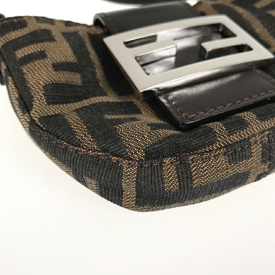 フェンディ ハンドバッグ