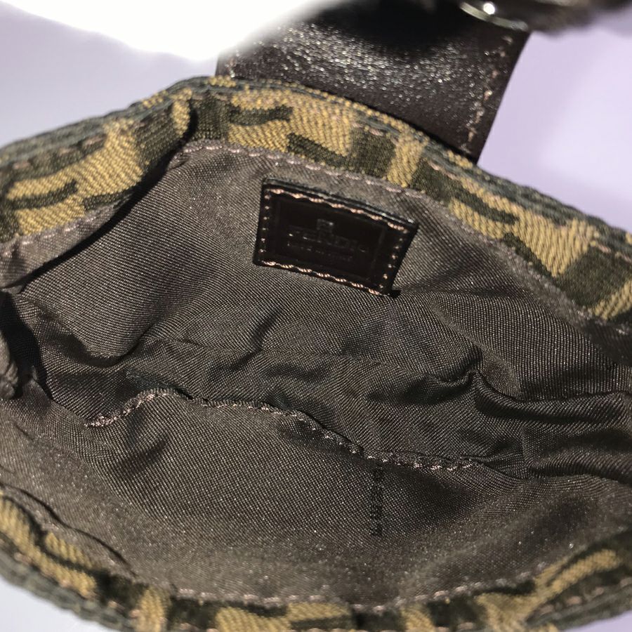 フェンディ ハンドバッグ