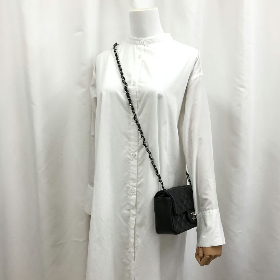 シャネル ショルダーバッグ