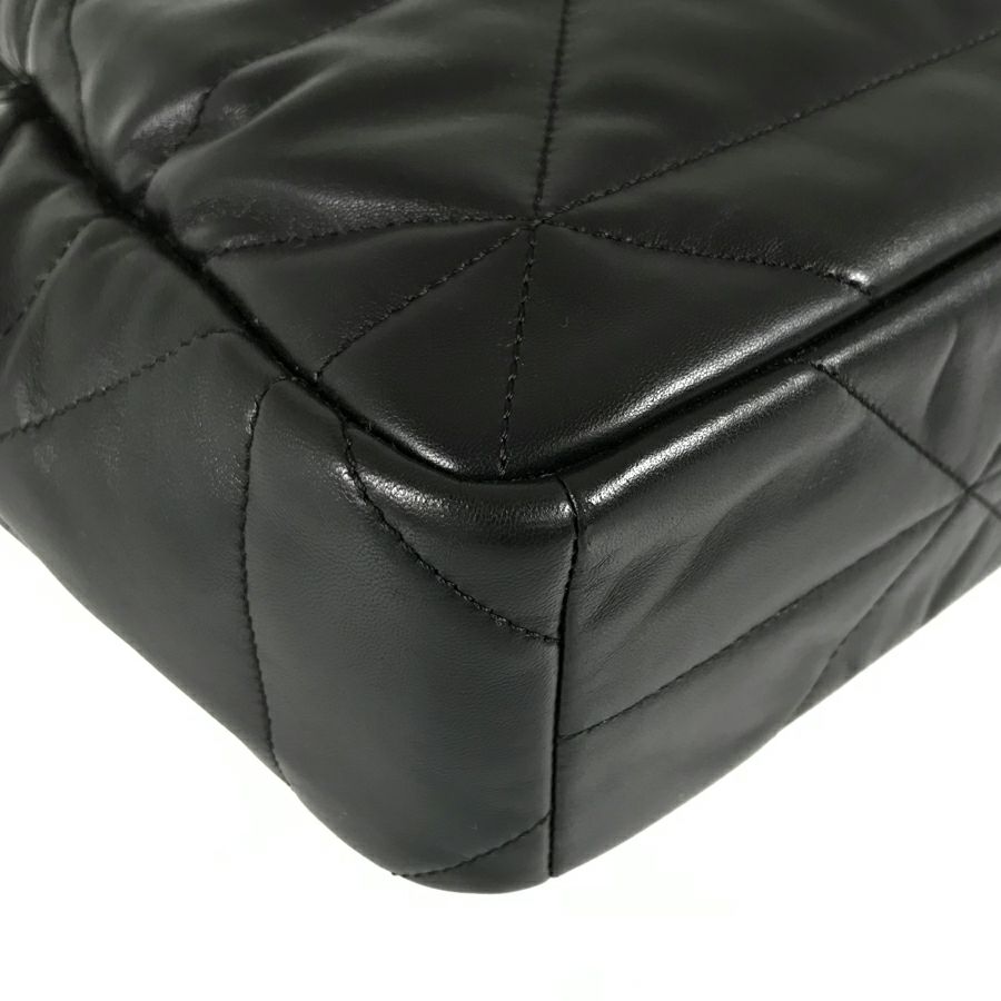 プラダ ハンドバッグ