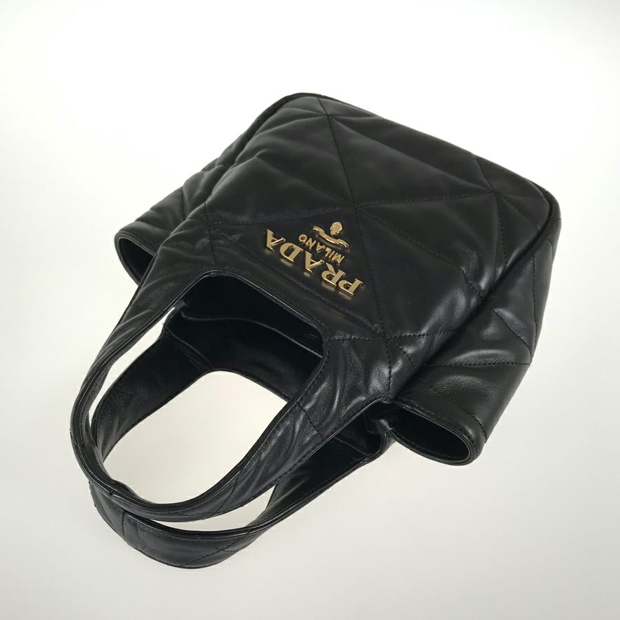 プラダ ハンドバッグ