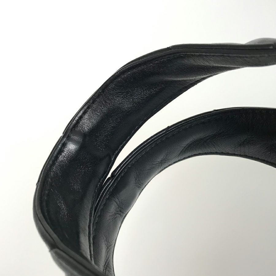 プラダ ハンドバッグ