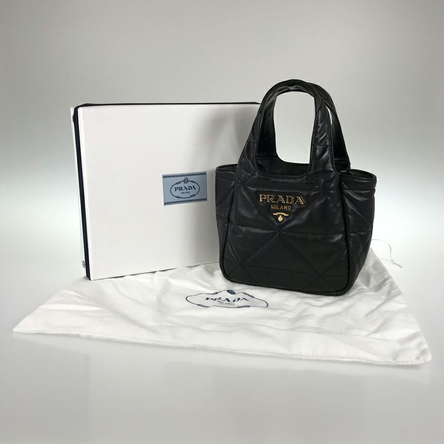 プラダ ハンドバッグ