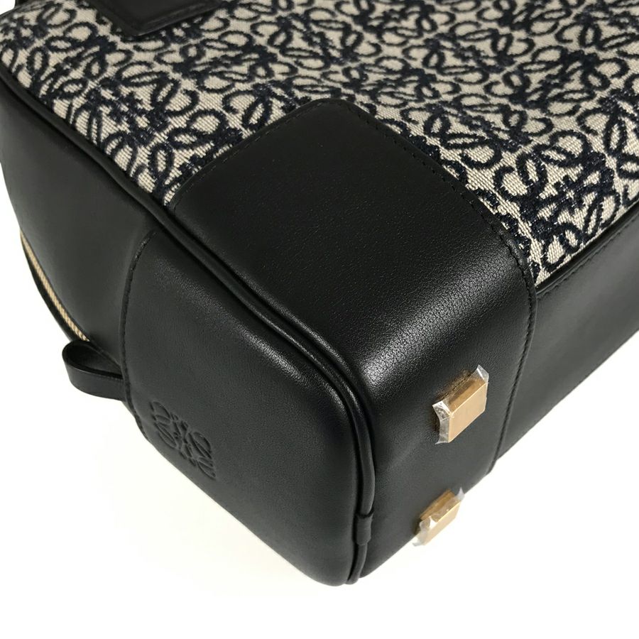 ロエベ ハンドバッグ