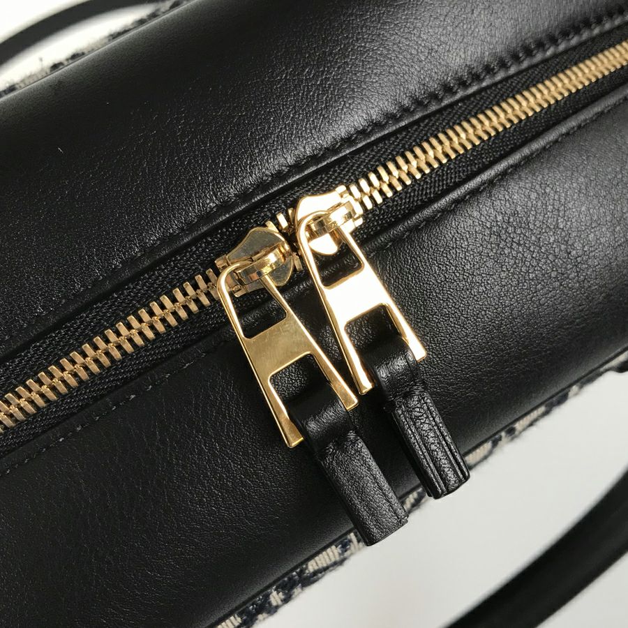 ロエベ ハンドバッグ