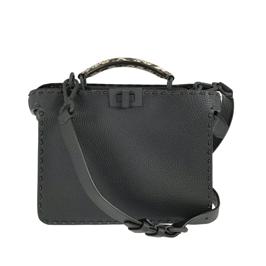 フェンディ ショルダーバッグ