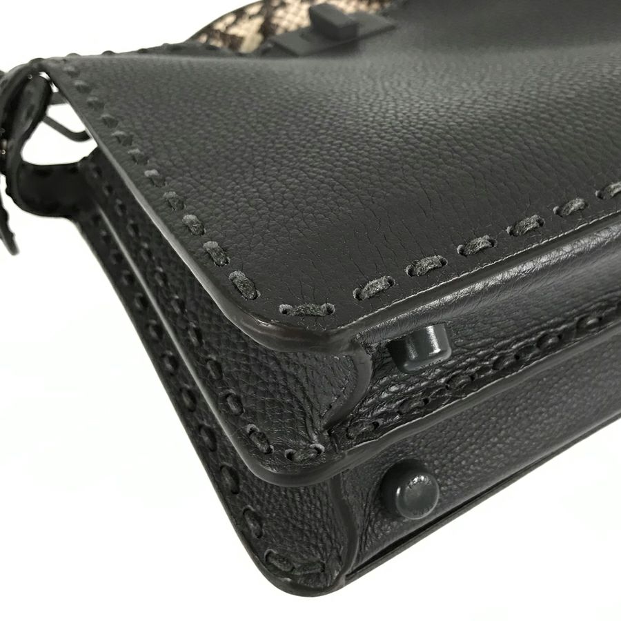 フェンディ ショルダーバッグ