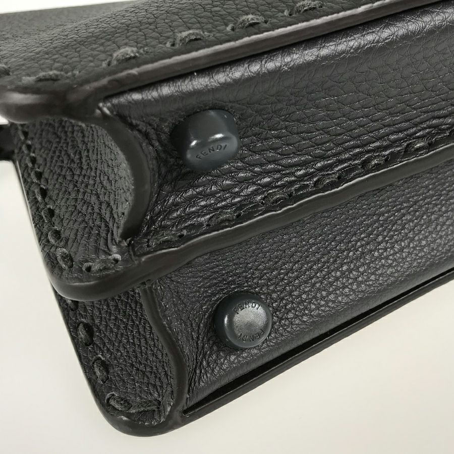 フェンディ ショルダーバッグ