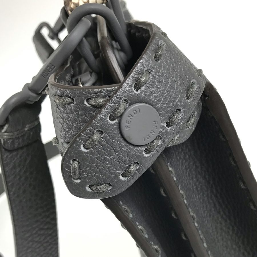 フェンディ ショルダーバッグ