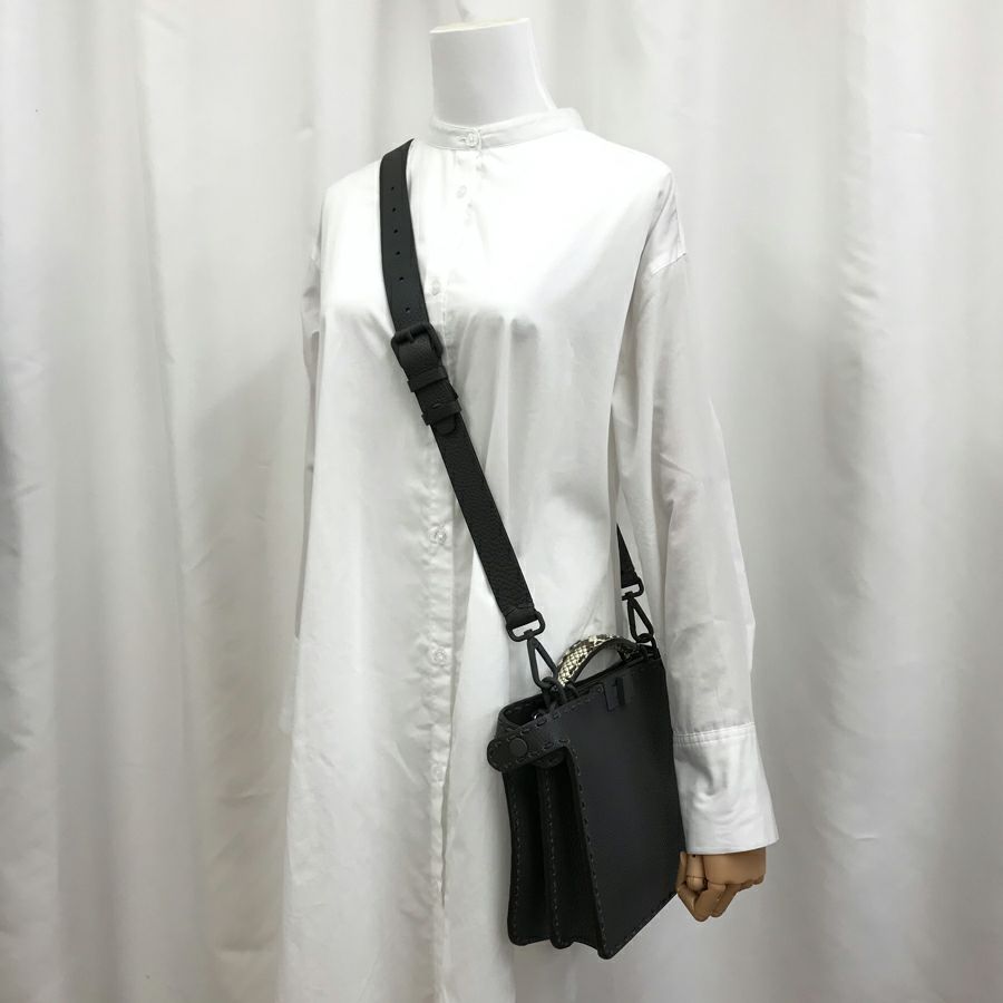 フェンディ ショルダーバッグ