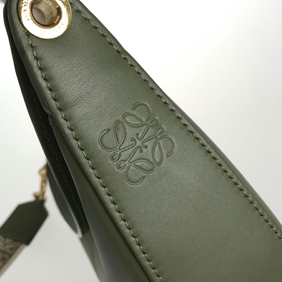 ロエベ ショルダーバッグ