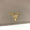 プラダ ショルダーバッグ
