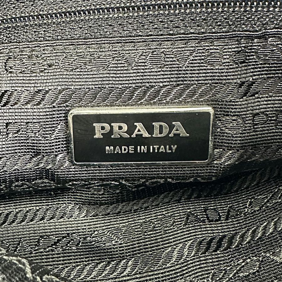 プラダ ショルダーバッグ