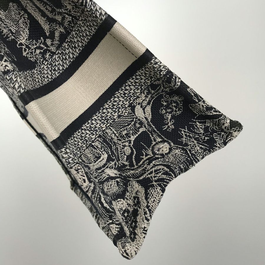 ディオール ハンドバッグ