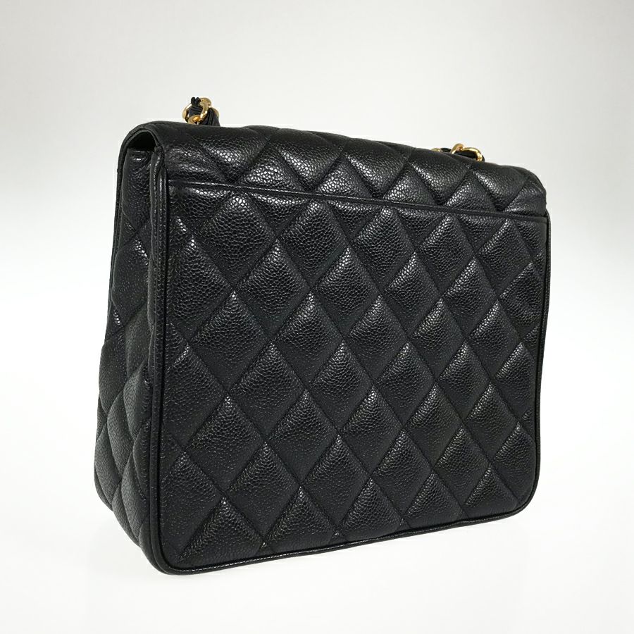 シャネル ショルダーバッグ