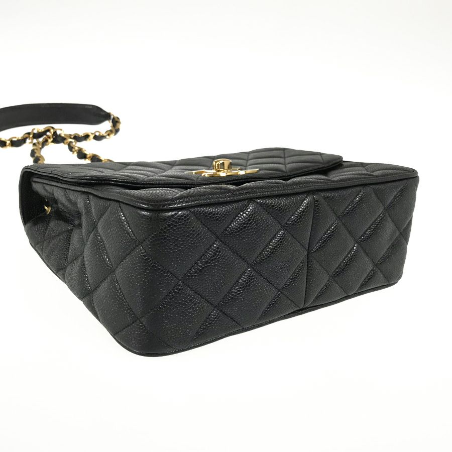 シャネル ショルダーバッグ