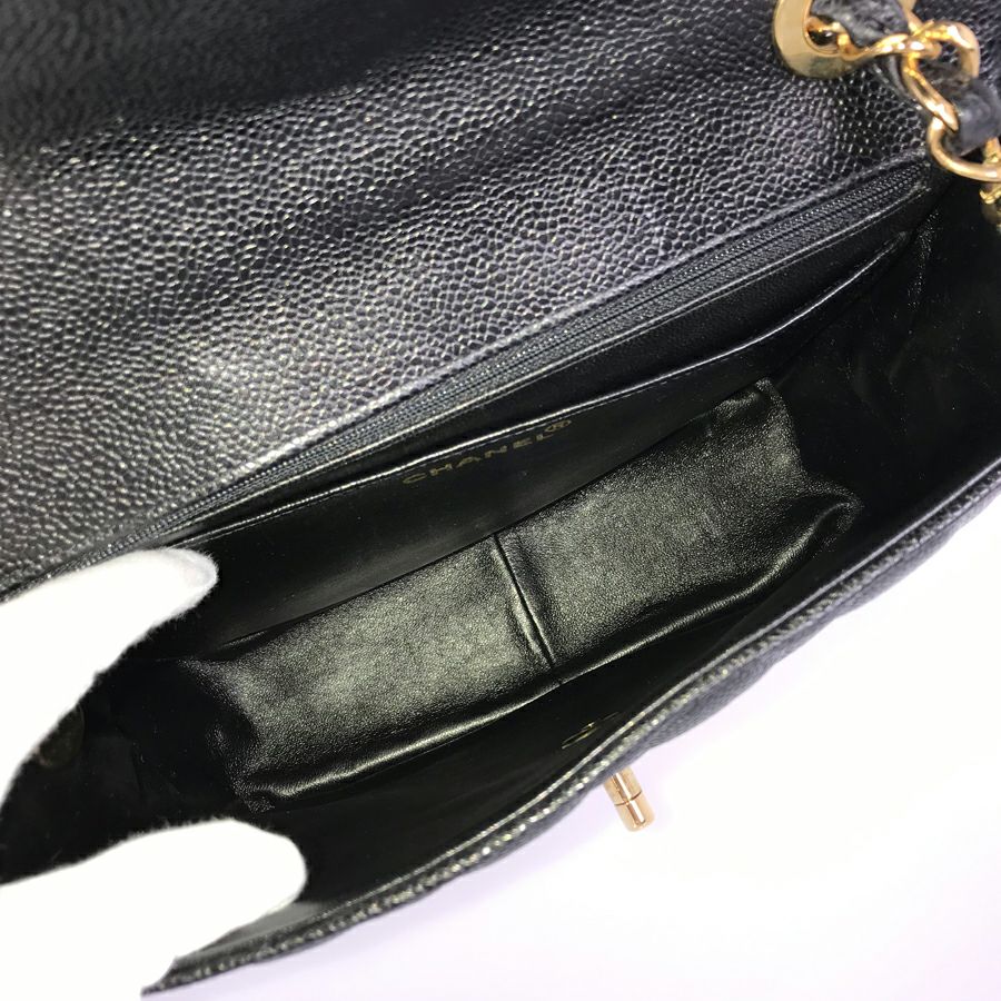 シャネル ショルダーバッグ