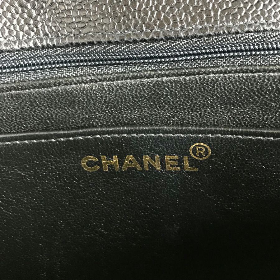 シャネル ショルダーバッグ